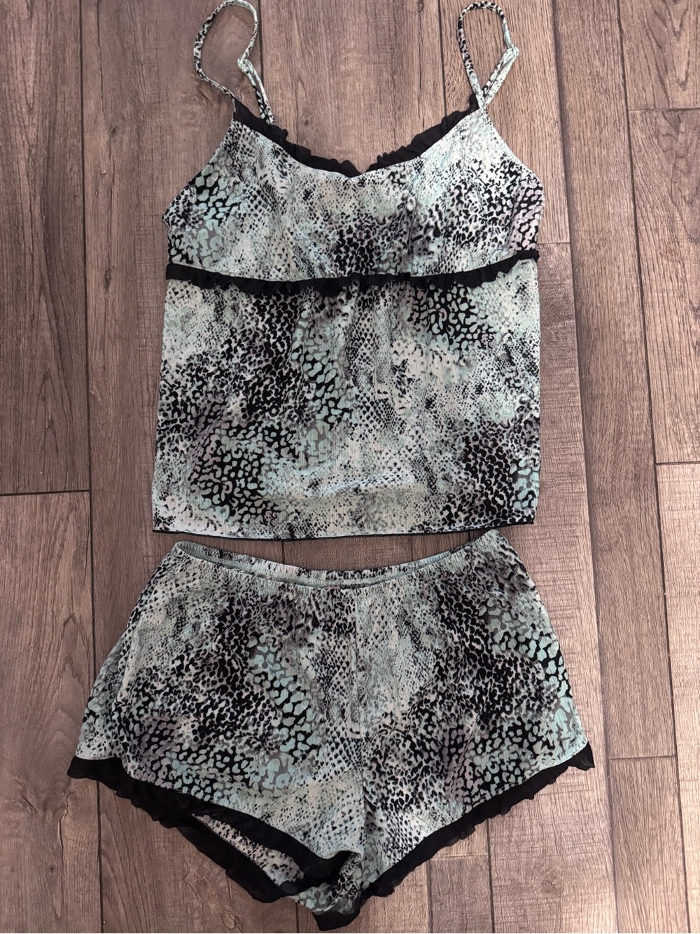 Secret Treasures Mint and Black Snake-Print Cami & Shorts Set